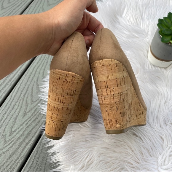 Suede cork wedges - Picture 5 of 6